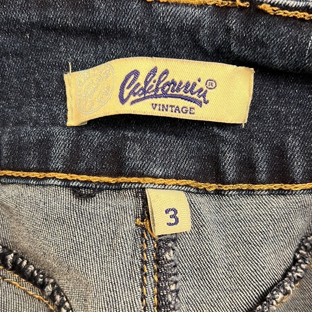 California Vintage junior girls jean shorts - Picture 6 of 7